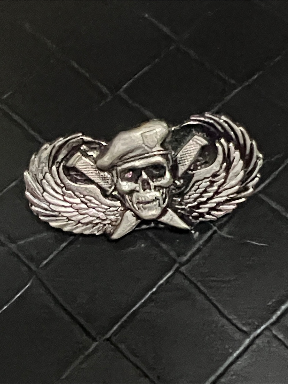 US Military Airborne Marine Corps Pin Vest Jacket Hat Shirt Lapel Badge Vintage